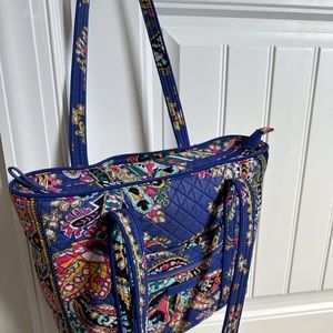 USED  Vera Bradley small tote Fireworks Paisely